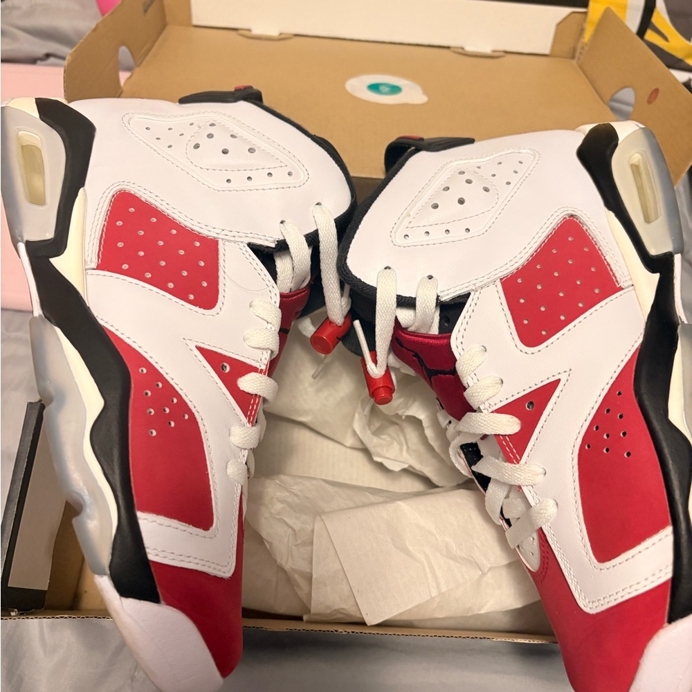 Nike White/Red Basketball High-Top Sneakers